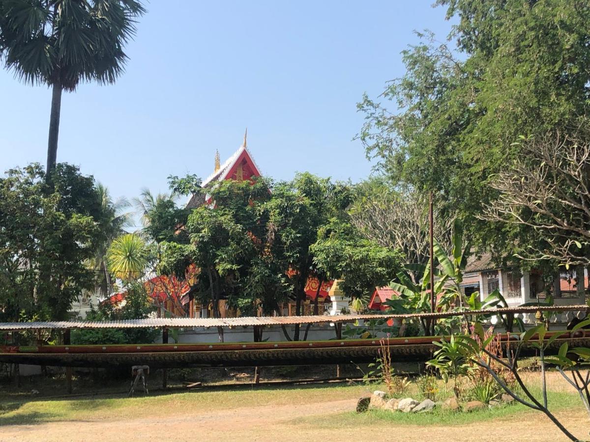 On The Mekong Resort Luangprabang Kültér fotó