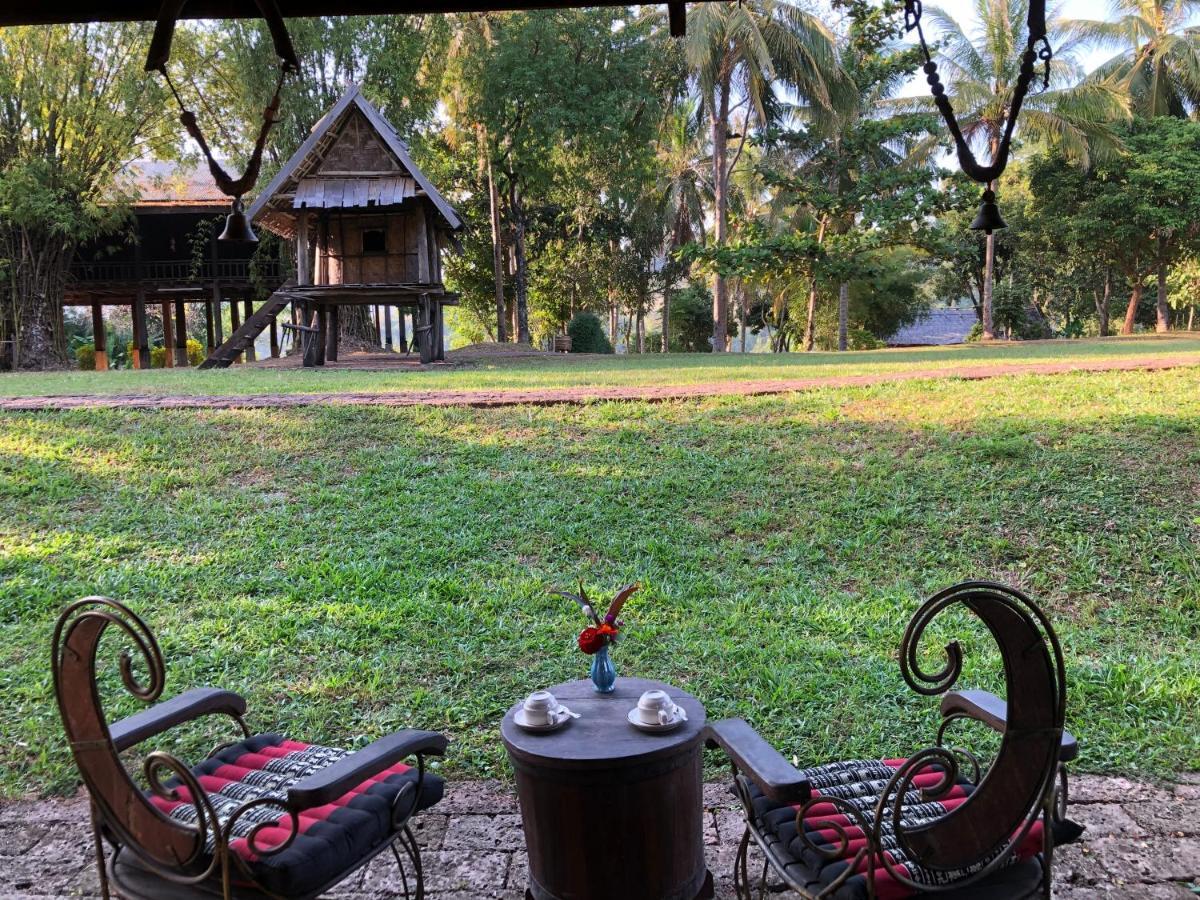 On The Mekong Resort Luangprabang Kültér fotó