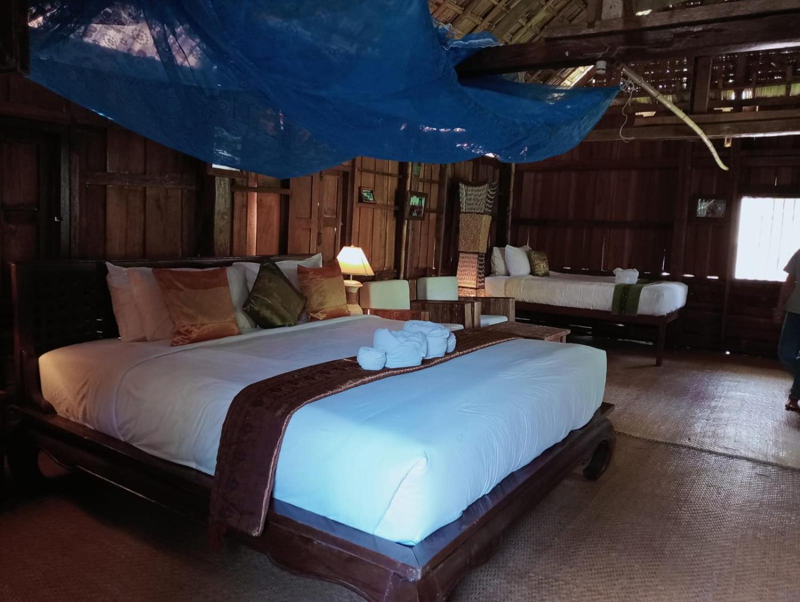 On The Mekong Resort Luangprabang Kültér fotó